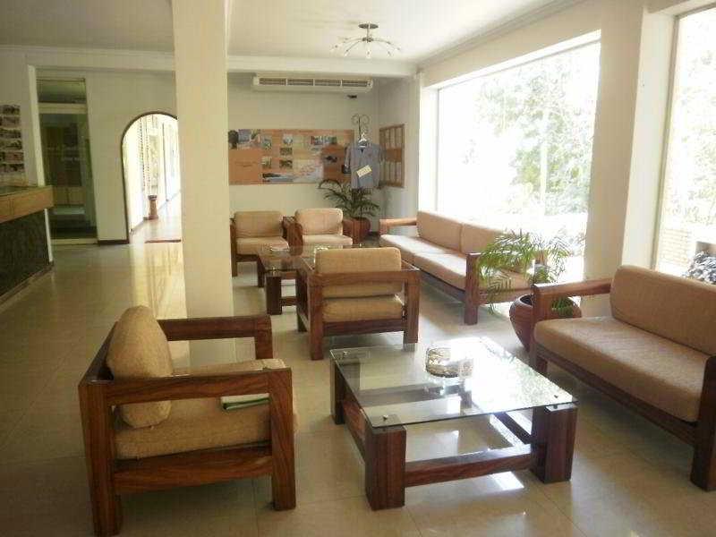 Peacock Beach Hotel Hambantota Ngoại thất bức ảnh