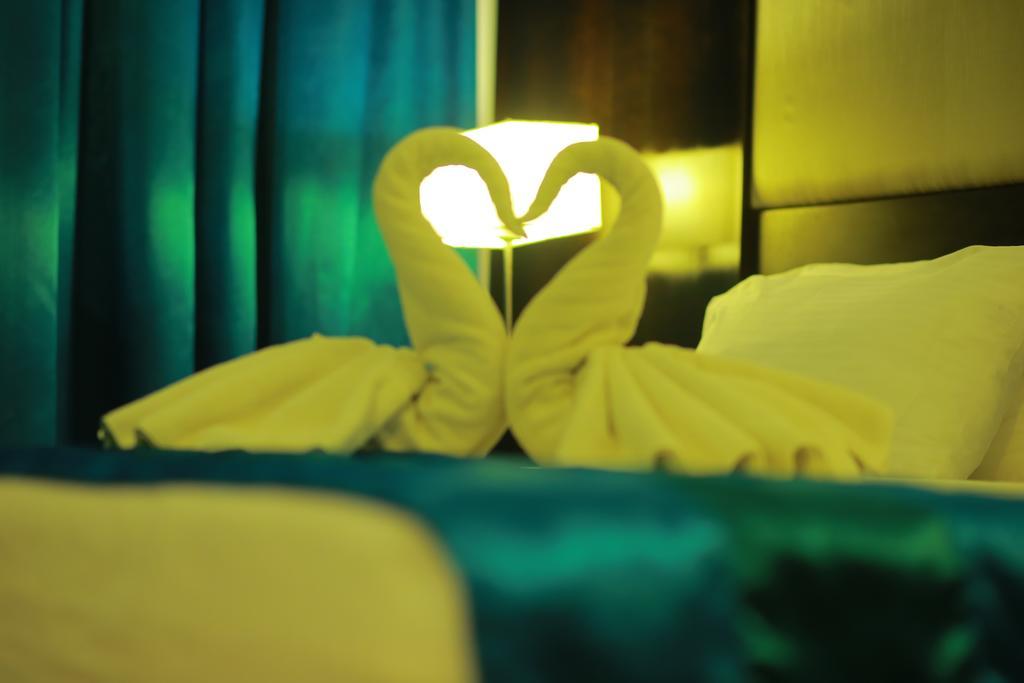 Peacock Beach Hotel Hambantota Ngoại thất bức ảnh