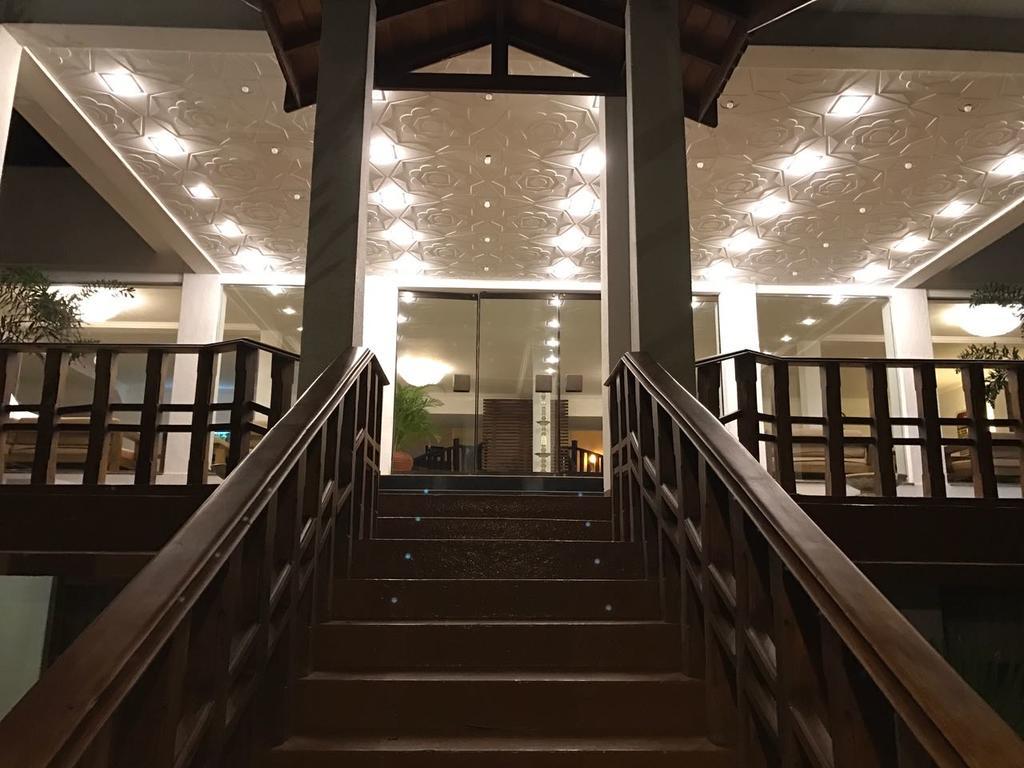 Peacock Beach Hotel Hambantota Ngoại thất bức ảnh