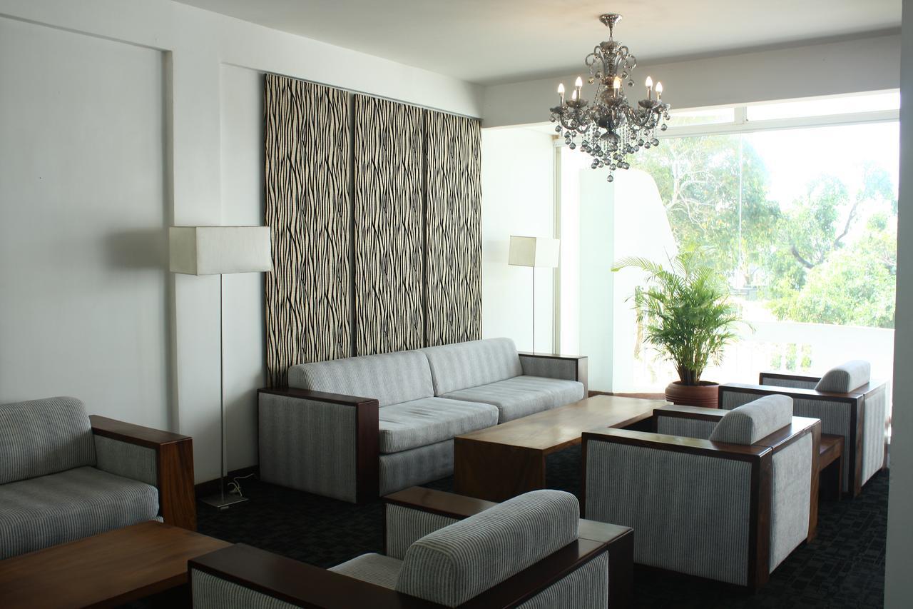 Peacock Beach Hotel Hambantota Ngoại thất bức ảnh