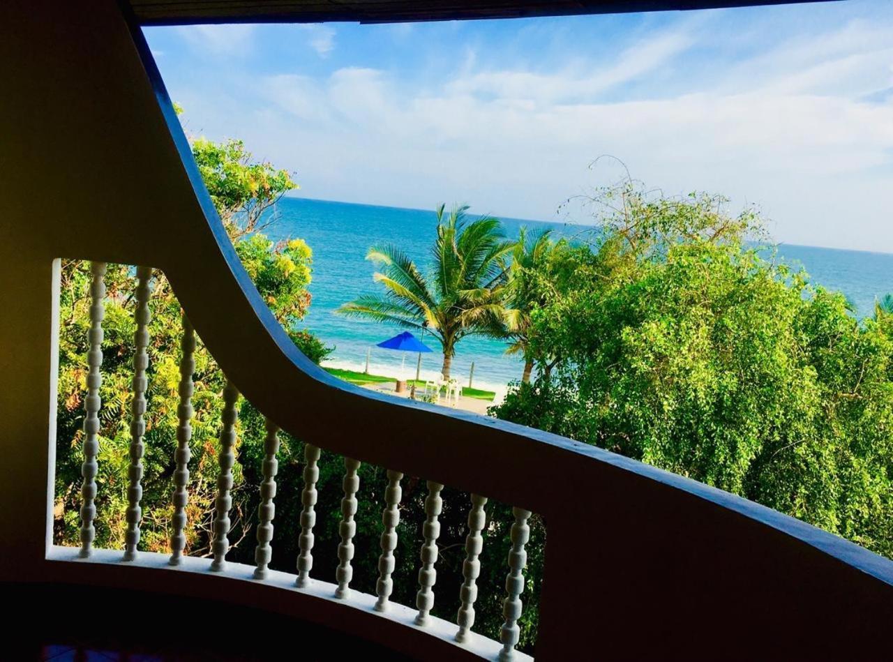 Peacock Beach Hotel Hambantota Ngoại thất bức ảnh